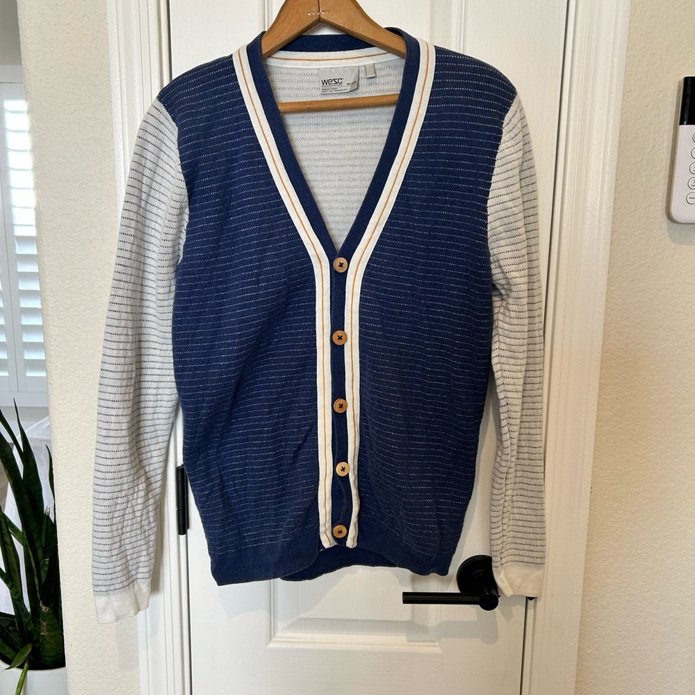 Wesc Men's Navy and Light Gray Cardigan Sz M
